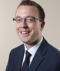 Oliver Cronk Headshot